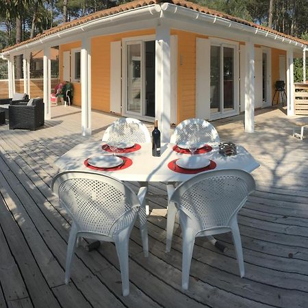 Chalet Orange Naturiste La Jenny Le Porge Exteriör bild